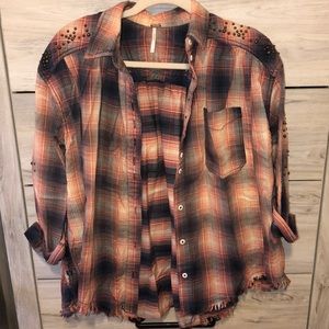 Stunning FREE PEOPLE checkered button down